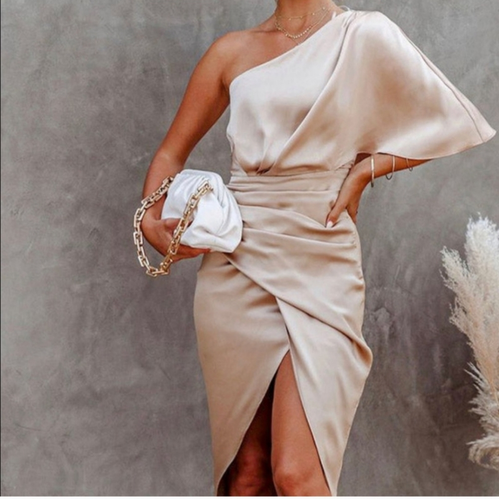 Viral Cupshe Nyasia One Shoulder Irregular Hem Dress